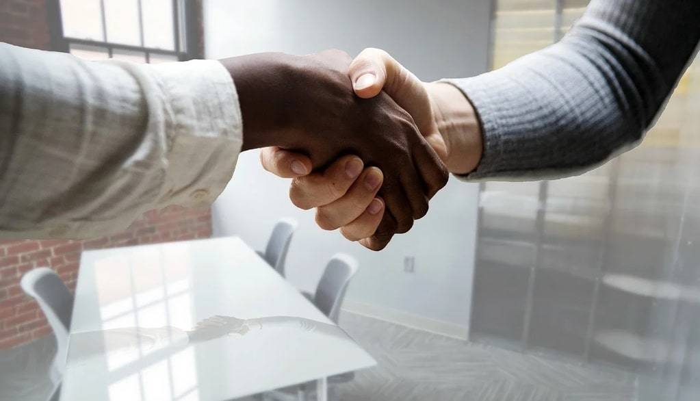 Construire un réseau professionnel solide rapidement